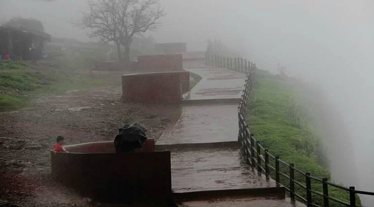 amboli falls magosteen villa