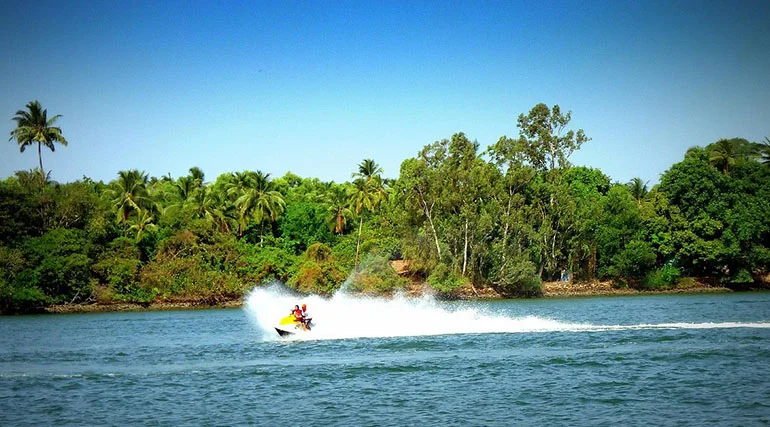 tsunami island near villa